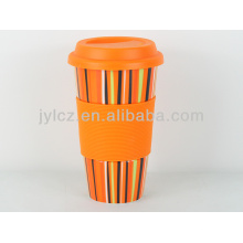 tasse de mur simple avec la silicone